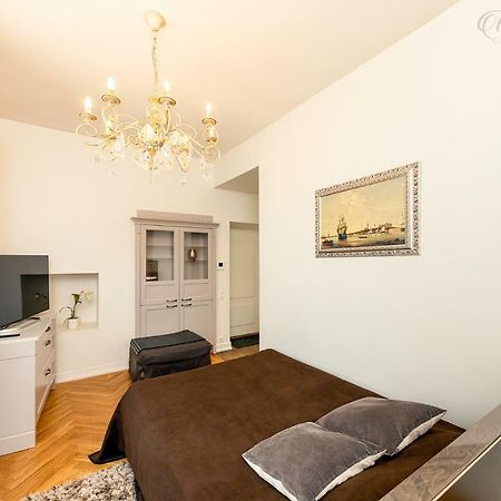 Vip Old Town Apartments Талин Екстериор снимка