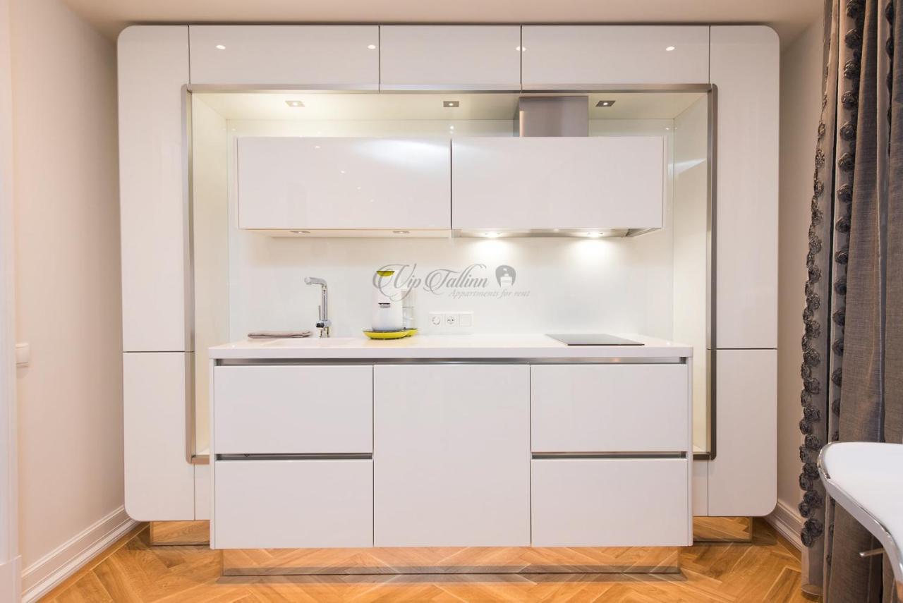 Vip Old Town Apartments Талин Екстериор снимка
