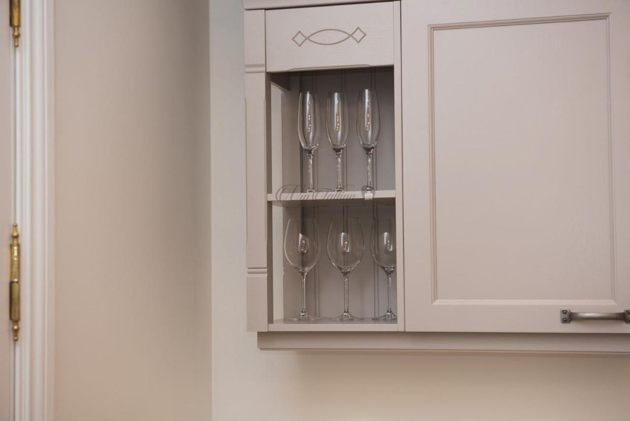 Vip Old Town Apartments Талин Екстериор снимка