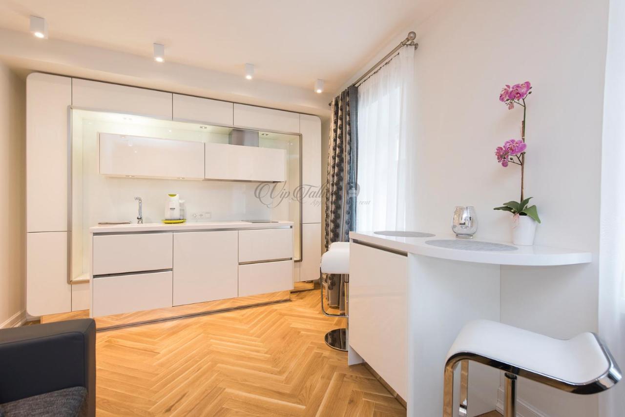 Vip Old Town Apartments Талин Екстериор снимка