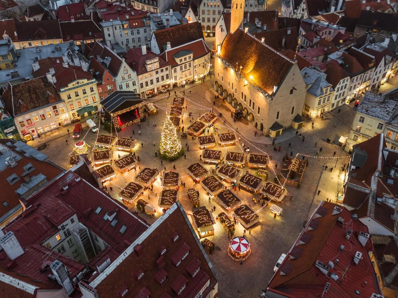 Vip Old Town Apartments Талин Екстериор снимка
