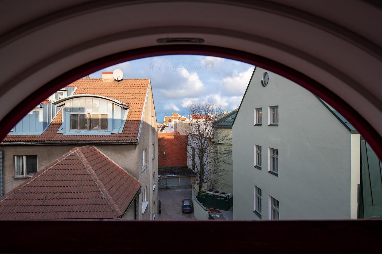 Vip Old Town Apartments Талин Екстериор снимка