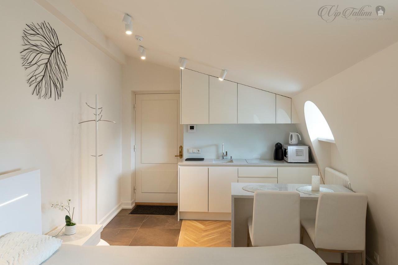 Vip Old Town Apartments Талин Екстериор снимка