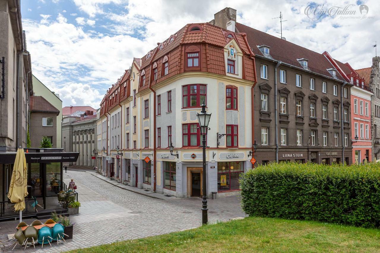 Vip Old Town Apartments Талин Екстериор снимка