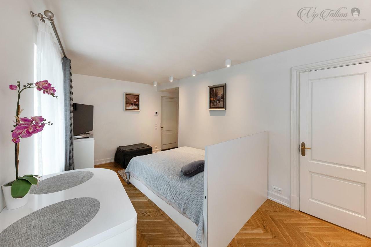 Vip Old Town Apartments Талин Екстериор снимка