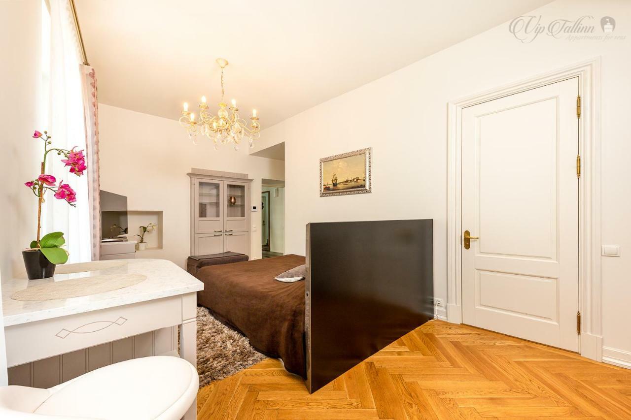 Vip Old Town Apartments Талин Екстериор снимка